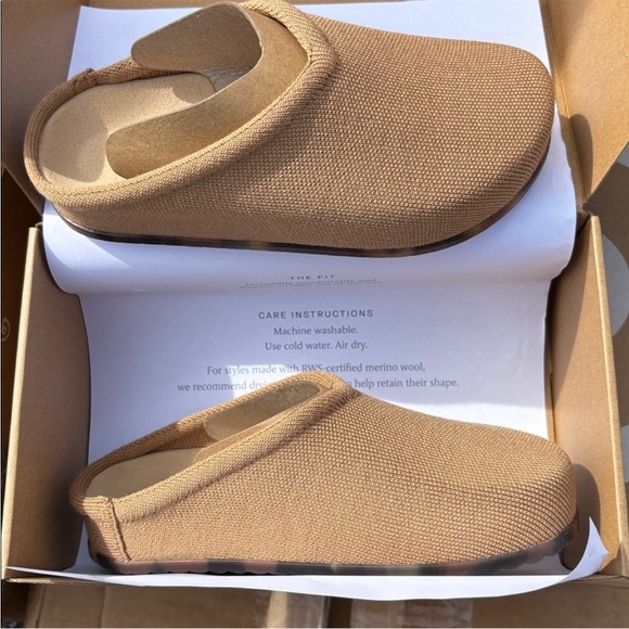 Brand New Rothy's Merino Wool Washable Clogs - Picture 3 of 4